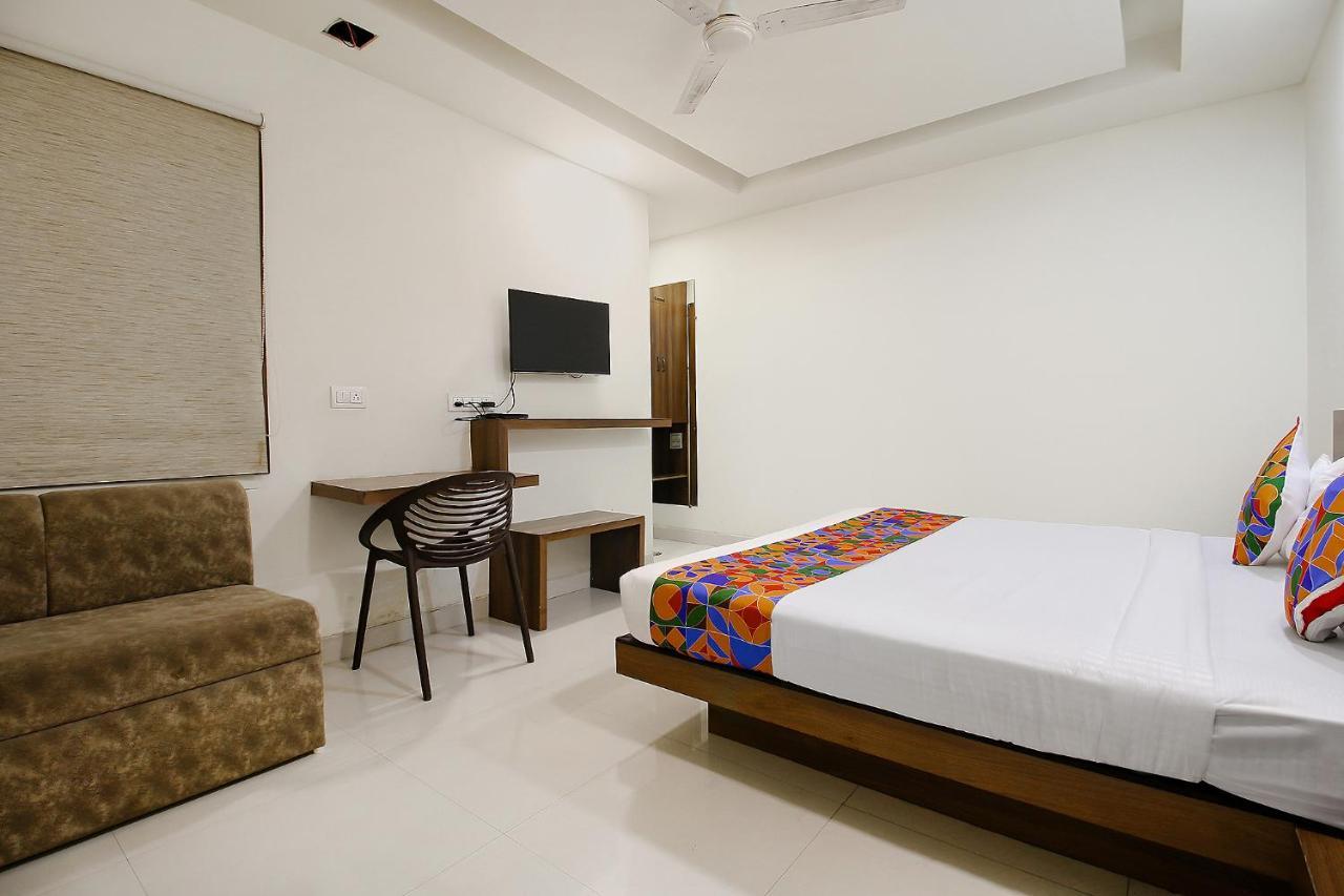 Fabexpress Comfort Stay I Samarda Kaliāsot Exterior foto